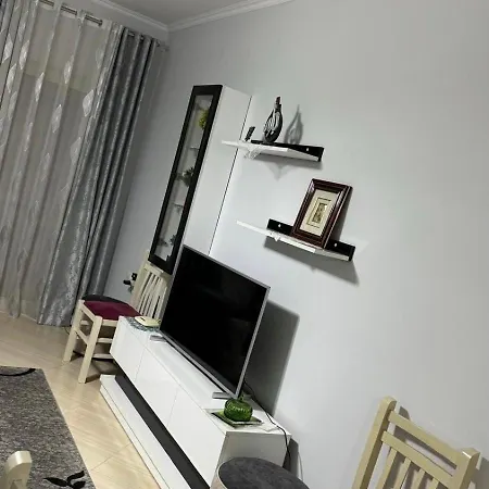 Elsuarha Pogradec